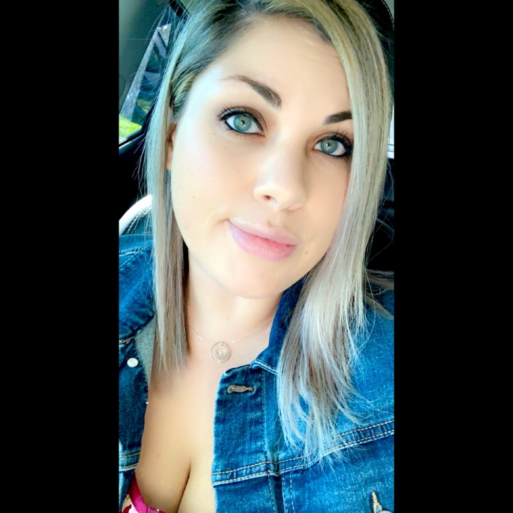 Meet your Posher, Julie